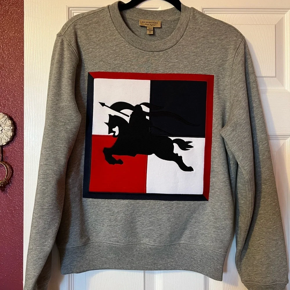 Burberry sweatshirt/sweater - Picture 6 of 8